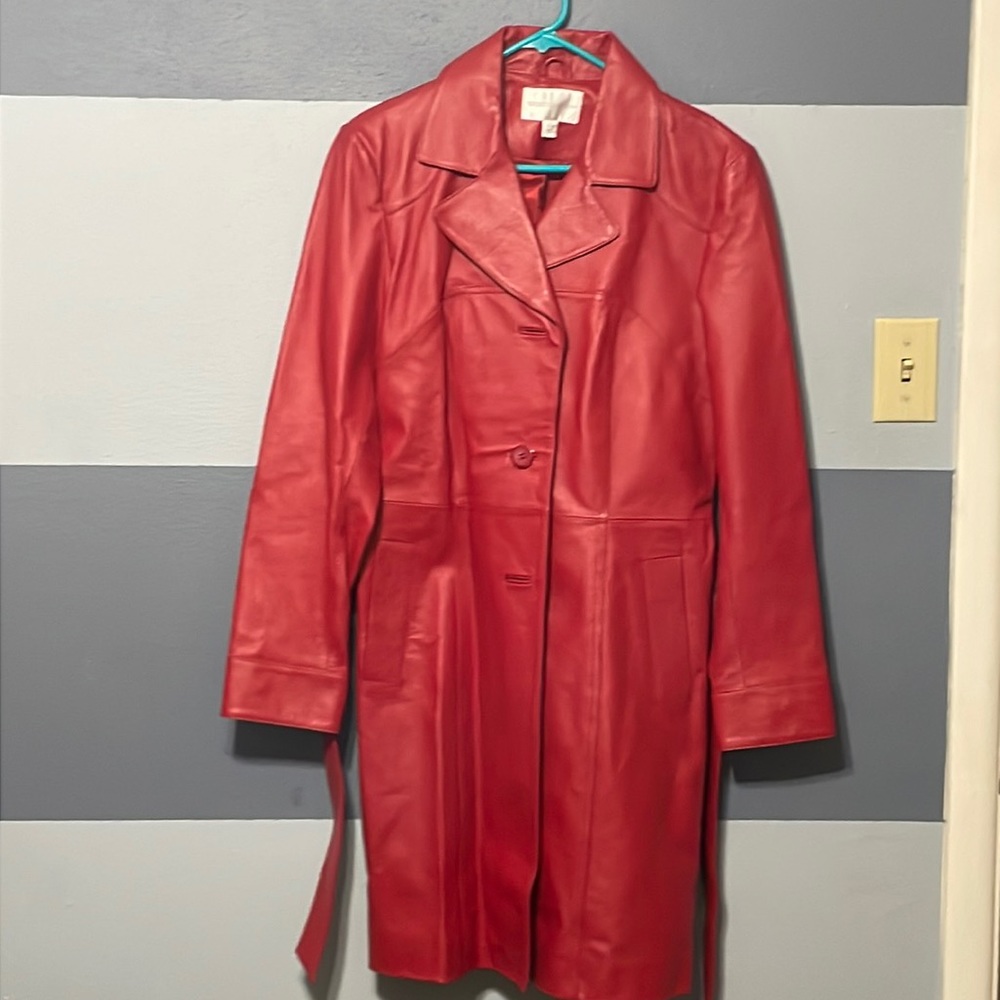 Worthington, women’s leather raincoat, Red, size M, w/belt, pockets